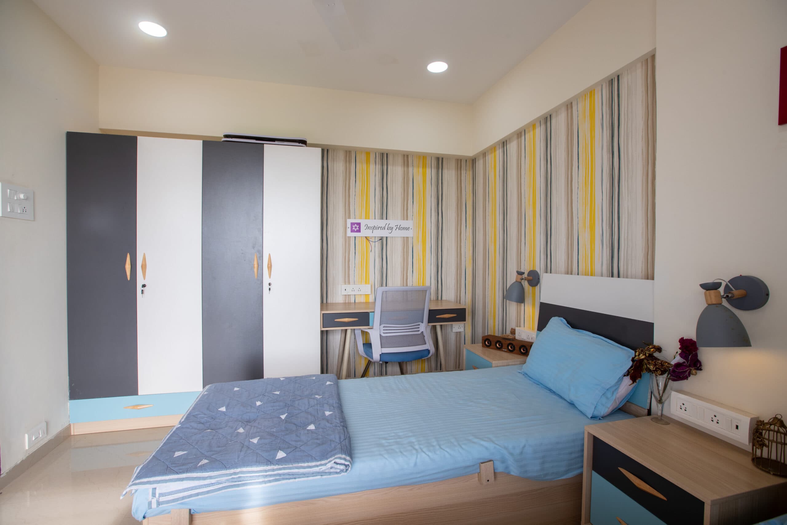 Safe and Secure Girls Hostel Amravati